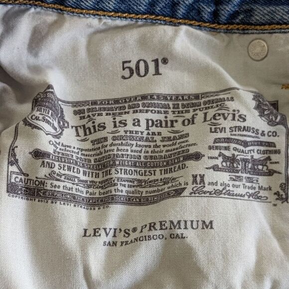 Levi’s 501 Button Fly‎ High Waist Denim Jean Shorts Size 28 Fray Hem Shredded - Picture 11 of 13